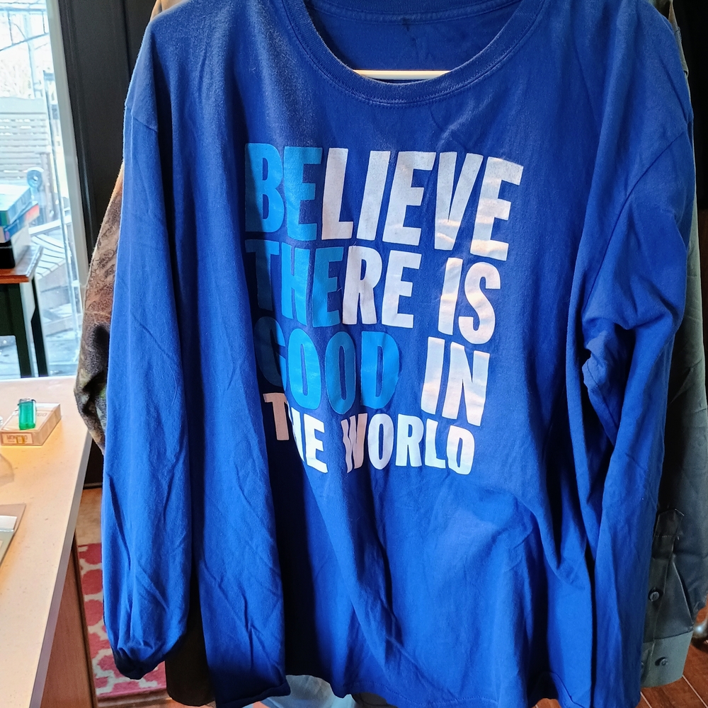 Blue Graphic T-shirt Bin 19